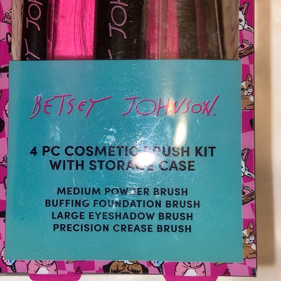 NWT Betsey Johnson Wallet pink/hearts ID, Betsey Johnson 4makeup brushes&case - Picture 9 of 10